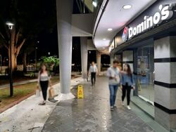 Elias Mall (D18), Retail #560992101